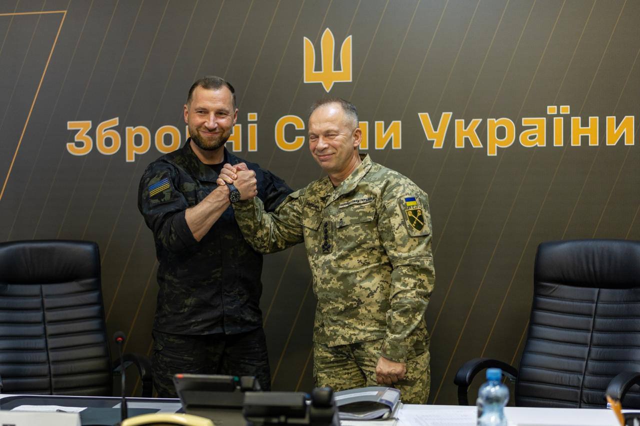 Сирський передав Драпатому повноваження: новий головком окреслив пріоритети (фото) фото 2