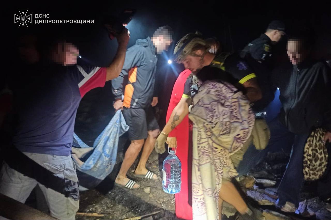 З'явилися кадри будинку, де через російську ракету загинула багатодітна сім'я фото 2