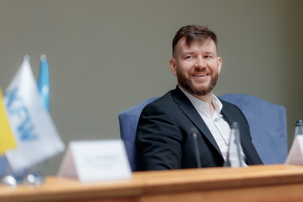 Денис Улютін після кількох років роботи в Мінфіні зайнявся соцполітикою