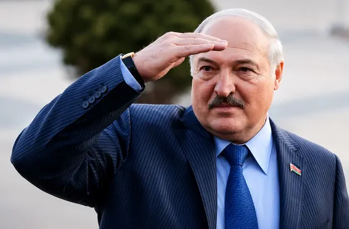 Лукашенко назвав білорусів «росіянами зі знаком якості»