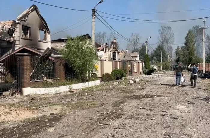 Вибухи у Милій під Києвом: що розповідають жителі села, де детонація пошкодила близько 300 будинків