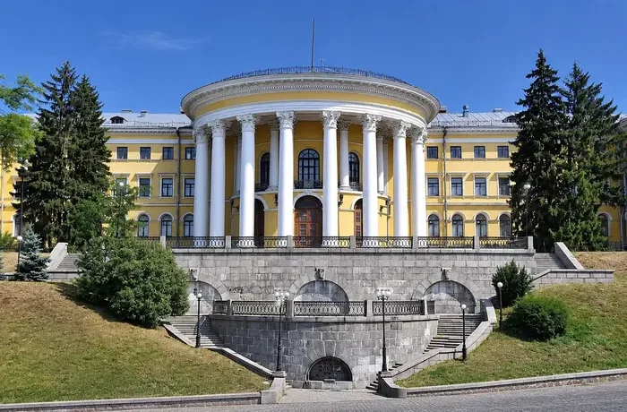 Суд повернув державі Жовтневий палац у Києві