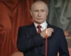 Їх возять на фронт. Сибіга запропонував Путіну помінятися місцями з останками Донського