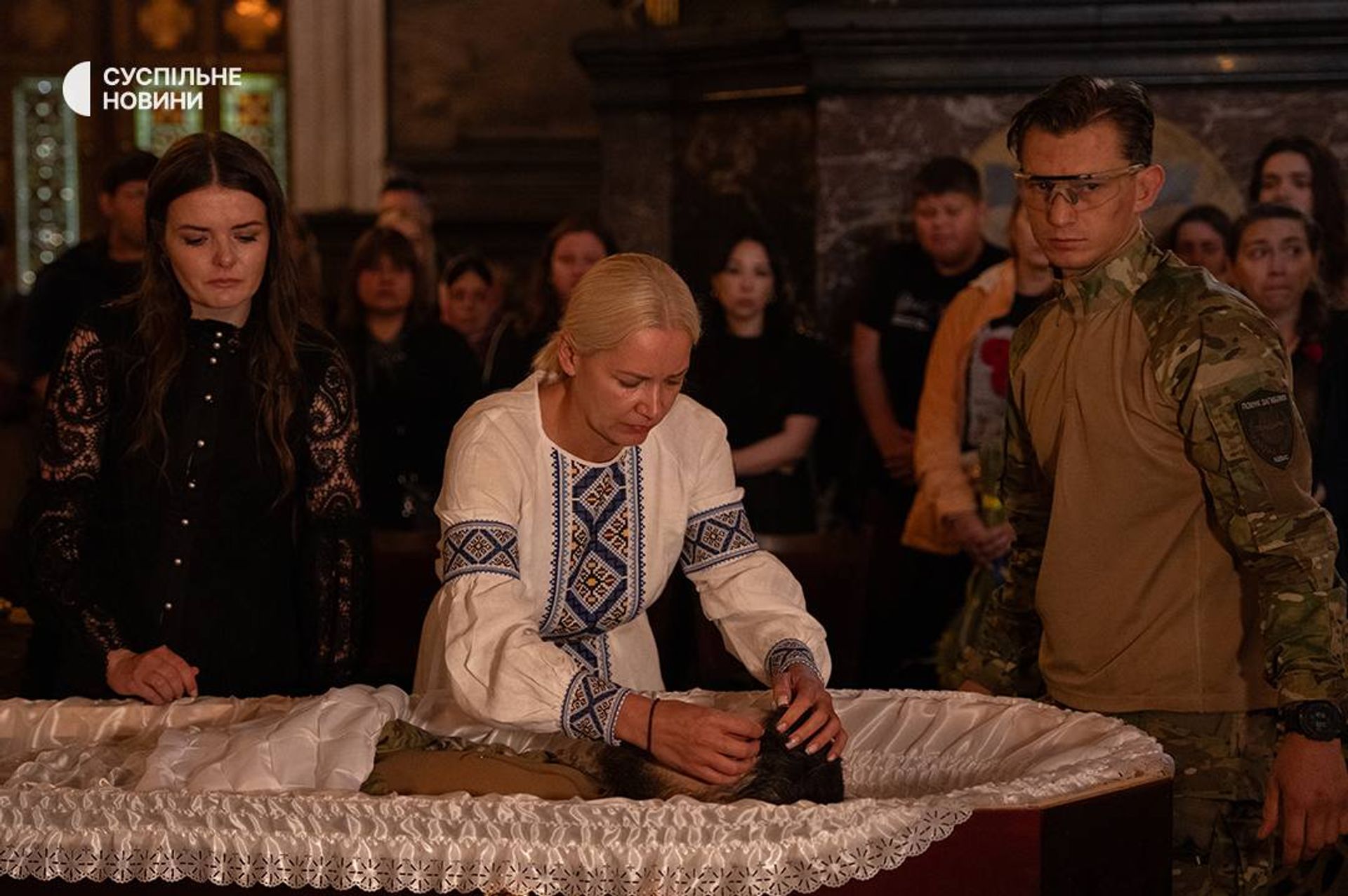 Друдина Олексія Юкова пд час прощання 