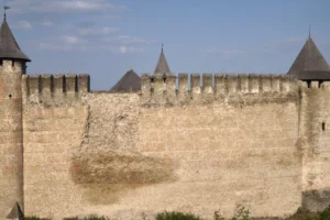 У Хотинській фортеці вдруге за чотири місяці обвалилася частина стіни