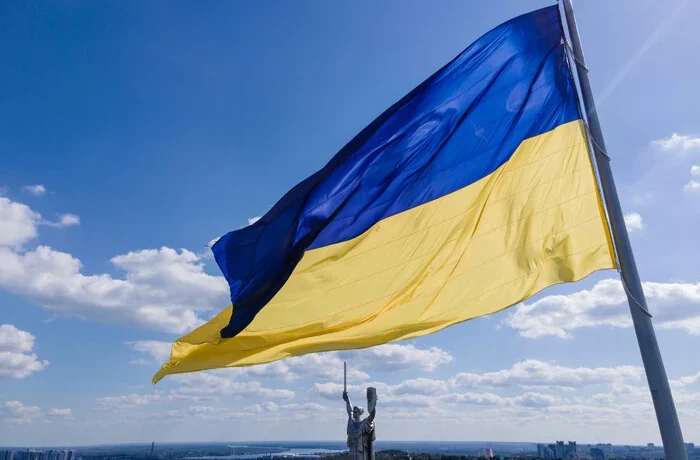 Державний Прапор відображає не лише наше минуле й майбутнє, а й те, ким ми є насправді
