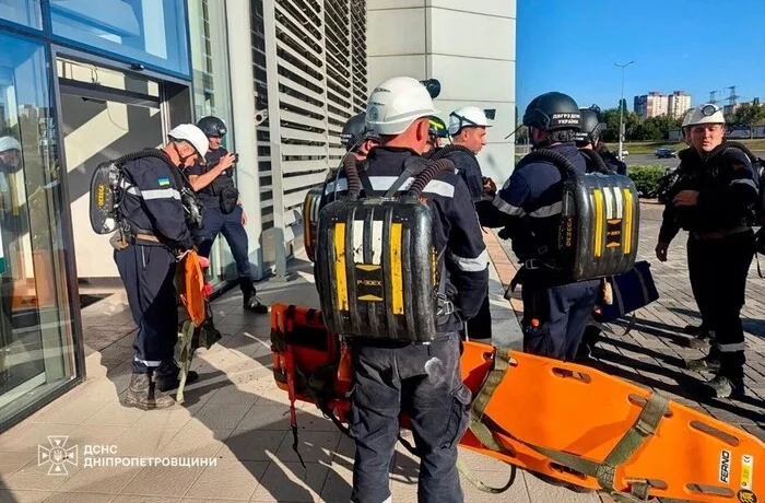 Зеленський відреагував на удар по торговельному центру Кривого Рогу
