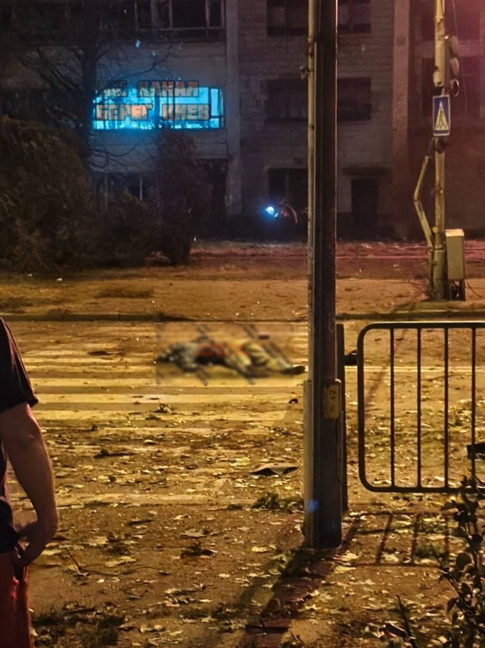 Двоє людей загинули на Позняках у Києві внаслідок атаки