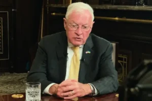 «Не слухайте Вашингтон». Кіт Келлог звернувся до українців