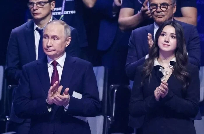 Союз ковзанярів прокоментував допуск до змагань прихильниці Путіна Валієвої