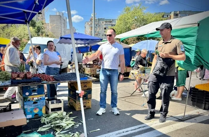 У Києві складено протоколи на учасників ярмарків, які ігнорують правила торгівлі