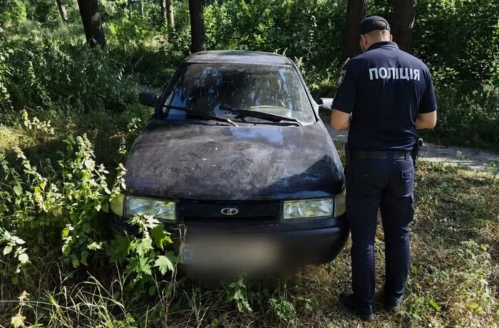 Навчався водінню на березі Росі: на Київщині неповнолітній на «ВАЗі» наїхав на відпочивальницю