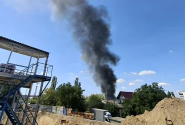У Бортничах спалахнула масштабна пожежа (фото, відео)