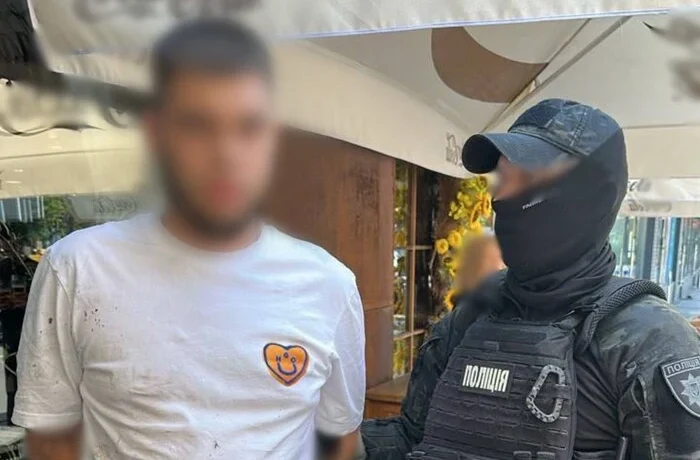 Зняття з обліку та бронь за $6 тис.: підозру отримав 23-річний киянин