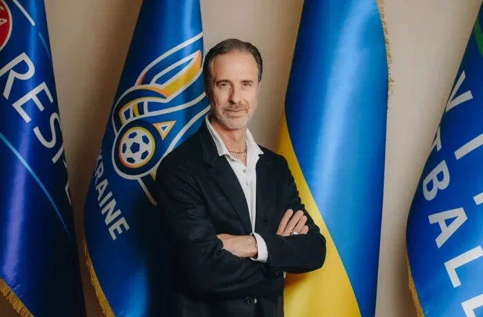 Тренер збірної України Мальдера щемливо відреагував на смерть легенди «Мілана»