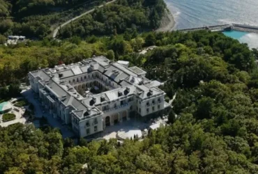 «Палац» Путіна залишився без захисту? Україна знищує ППО поблизу Геленджика