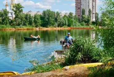 Очищення озера Кирилівського та Сирецького струмка: розпочато новий етап робіт