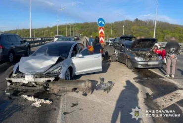 Смертельна ДТП на Дарницькому мосту: обвинувальний акт щодо водія Tesla скерували до суду