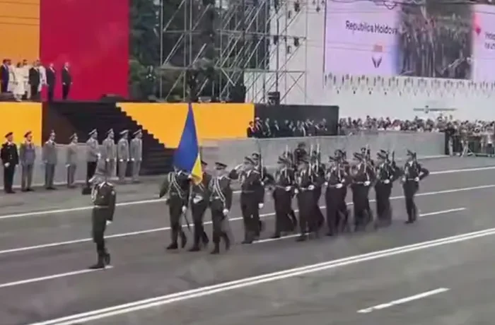 Українські військові взяли участь у параді до Дня незалежності Молдови (відео)