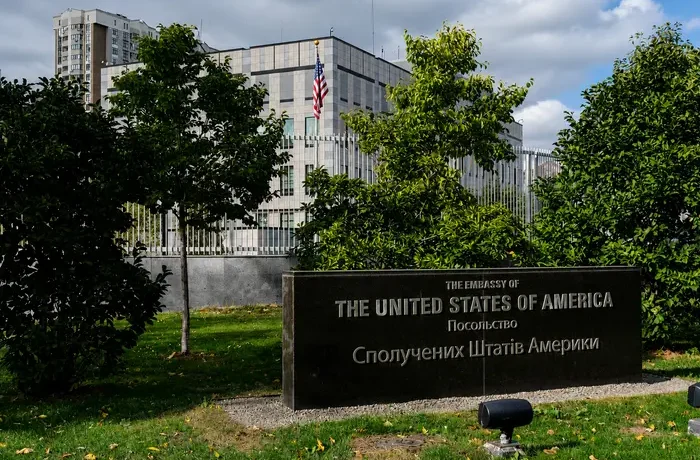 Посольство США попередило американців про нові ризики в Україні