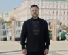 «Перетворює вас на добрива». Зеленський у День Незалежності пояснив росіянам, що накоїв Путін