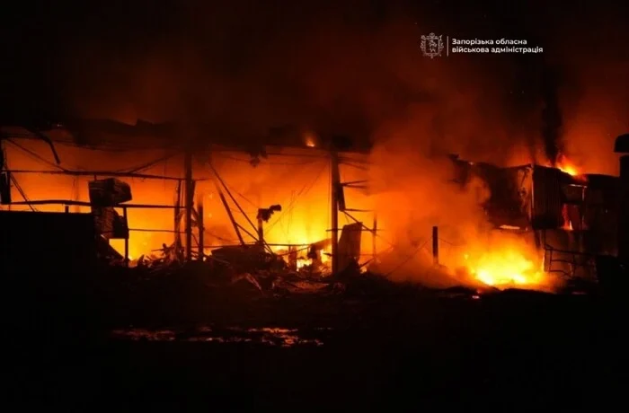 Росіяни атакували Запоріжжя БпЛА: пошкоджено багатоповерхівку