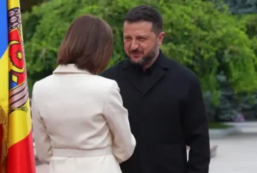 Президент зустрівся з Санду у Молдові (відео)