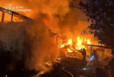 Росія вдарила по Сумах п’ятьма КАБами: є поранені
