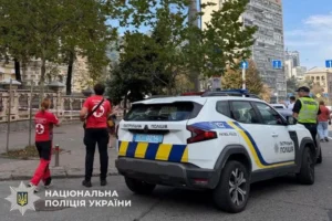 Росія з ночі атакує Київ дронами: поранено трьох людей, уламки зафіксовано у двох районах