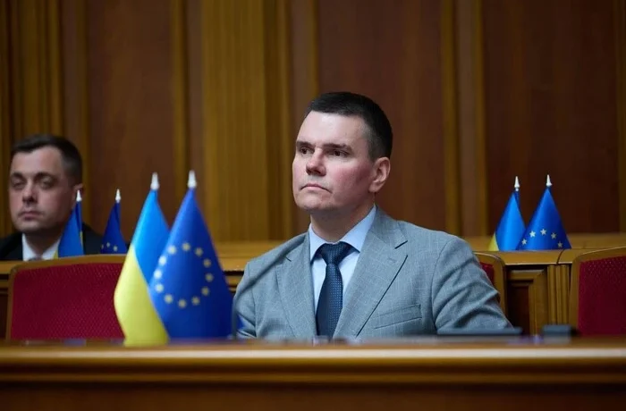 Понад дві тисячі багатоповерхівок Києва – у зоні ризику. Що це означає – пояснює заступник міністра відновлення