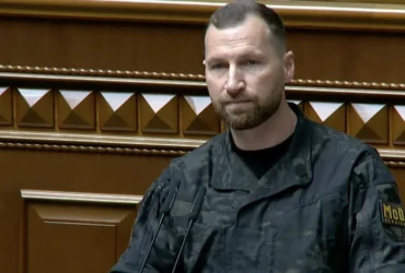 Хмара підтвердив, що звільнений з військової служби та назвав підставу