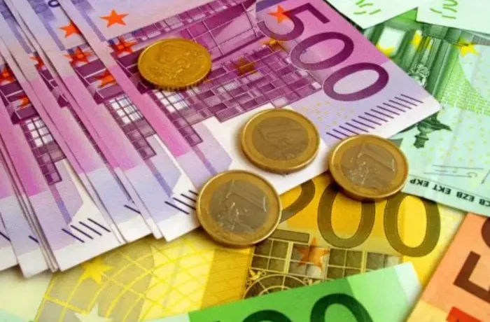 Україна готується увійти до зони платежів у євро: що зміниться для українців