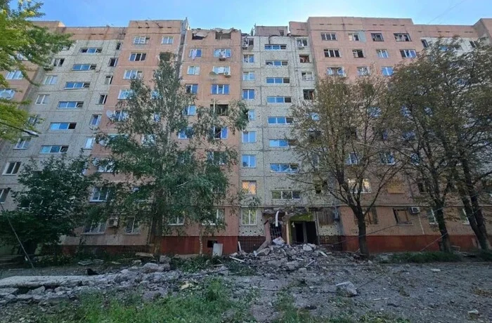 Росіяни скинули дев’ять ФАБ-250 на Краматорськ: поранені 19 цивільних, серед них немовля