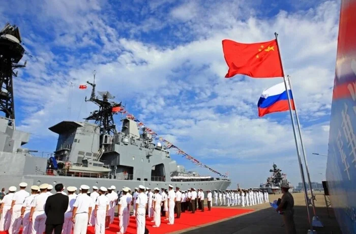 Одночасний удар Росії та Китаю: у НАТО немає плану на випадок війни на два фронти – The Atlantic