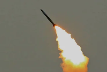 Росія атакує Київ балістикою, пошкоджено будинок та дитячу лікарню
