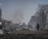 На Київщині рятувальники ліквідовують наслідки ворожого обстрілу в селі Мила