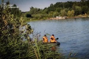 Рятувальники дістали тіло загиблого з річки Роставиця на Білоцерківщині