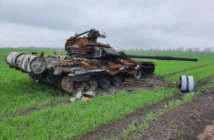 Уряд дозволив передати п’ятьом музеям європейських країн знищені російські танки