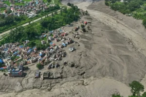 Кількість зниклих у Непалі українців зросла до 56 осіб