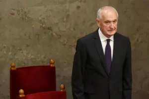 В Угорщині обрано нового президента: досьє на Андраша Баки