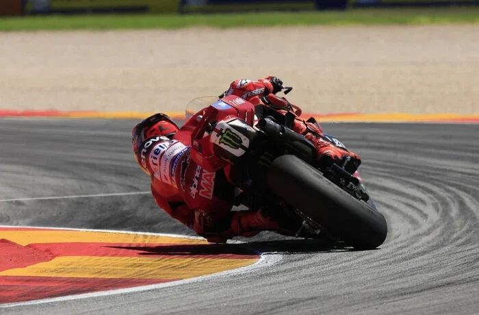 Семиразовий чемпіон MotoGP виграв Гран-прі Арагону