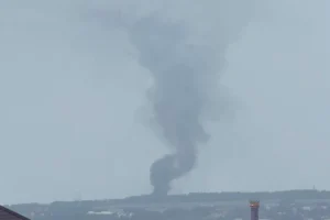 У Геленджику пролунали сильні вибухи, в місті здіймається дим