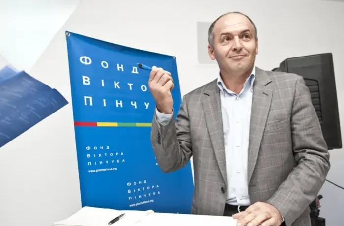 Фонд Пінчука розширює співпрацю з Єльським університетом: лідерську програму пройдуть понад 200 українських ветеранів