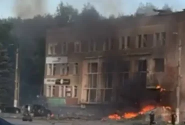 Чернігів перебуває під масованою атакою російських дронів: лунають вибухи