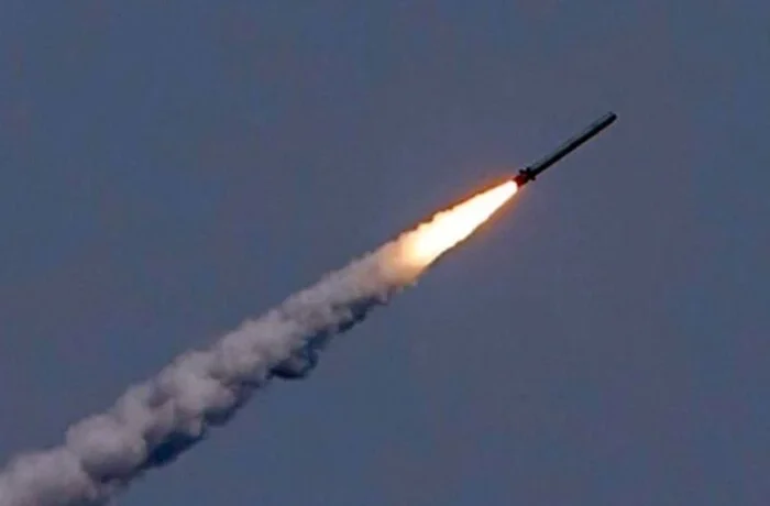 На Київщині є влучання в обʼєкт промислової інфраструктури: загинула людина
