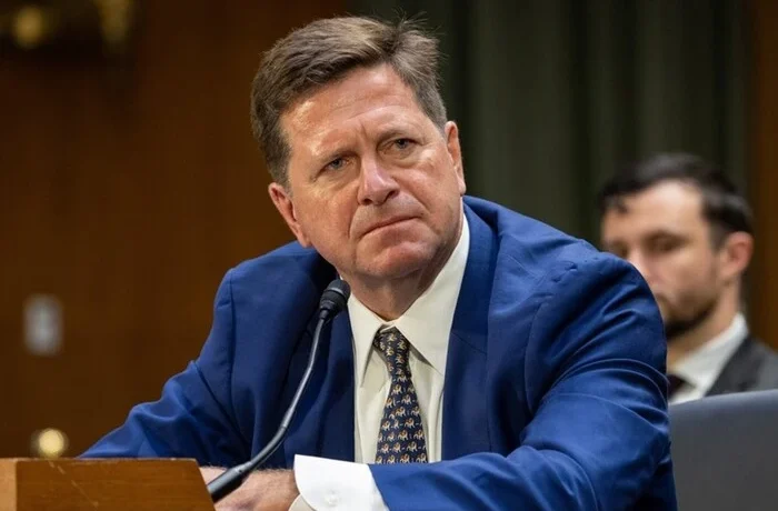 Після гучних скандалів американська розвідка отримала нового шефа