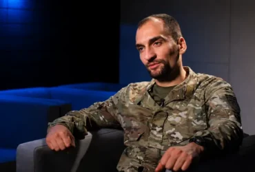 Відомий комбриг розповів, яким уявляє останній день війни