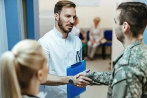 Військові не втратять грошове забезпечення через тривале лікування: що змінилося