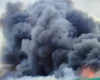 Окупанти атакували Павлоград: постраждали люди, спалахнула сильна пожежа (відео)