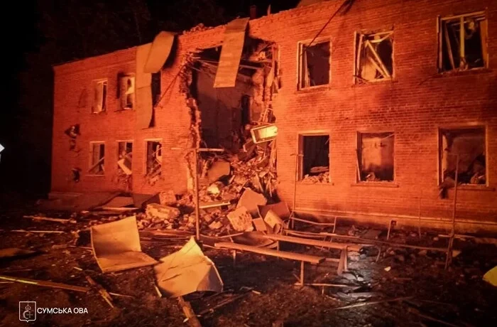 Росія масовано вдарила по Сумщині: пошкоджені будинки, є постраждалі